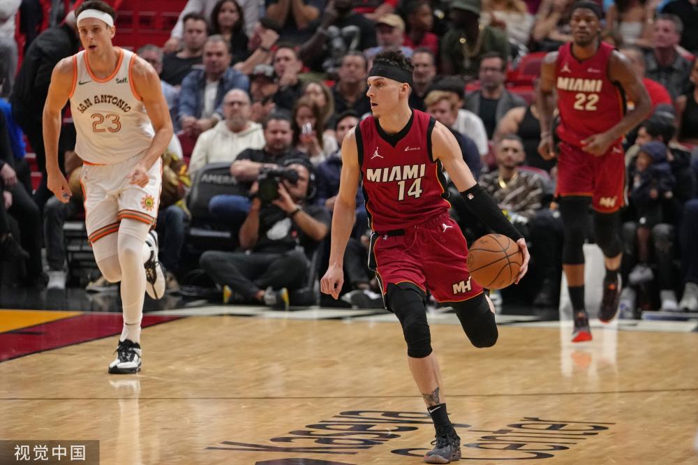 後防屏障 後防屏障